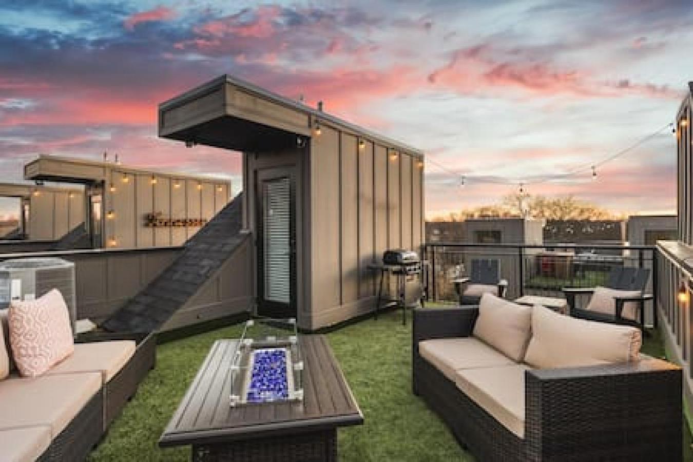 Spacious Home With Large Patio Rooftop Deck And Garage Nashville Eksteriør bilde